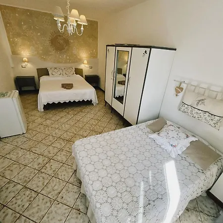 Bed & Breakfast B&B SHARDANA relax tra mare e collina 4*